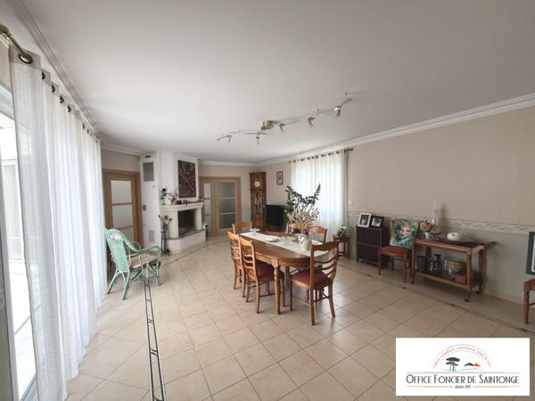 MAGNIFIQUE MAISON DE PLAIN-PIED