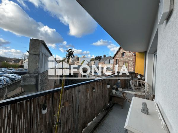 Location Appartement 2 pièces 52.41 m² - 27 RUE DE SOTTEVILLE Rouen 76100