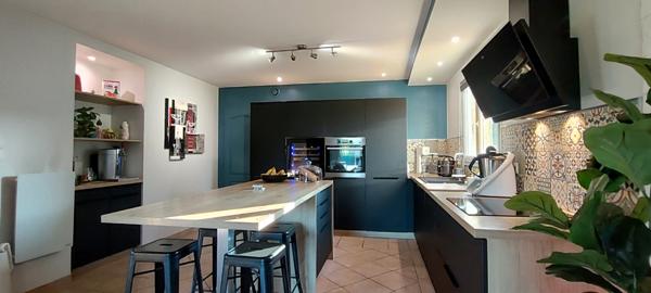 Gaillac: Belle maison T4 avec piscine et grand garage.