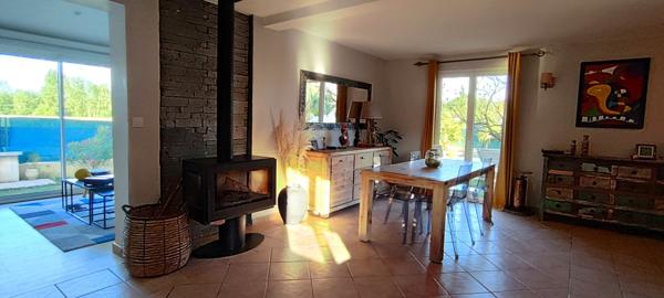 Gaillac: Belle maison T4 avec piscine et grand garage.