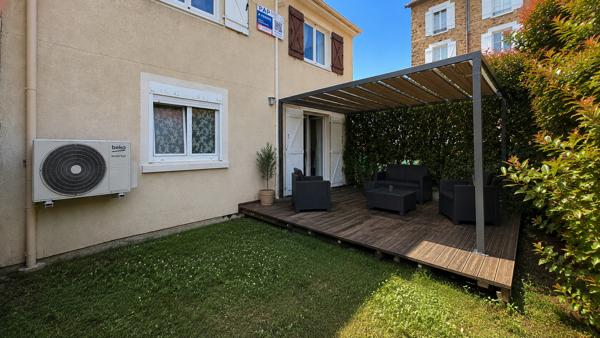 MAISON ENTIÈREMENT RÉNOVÉE