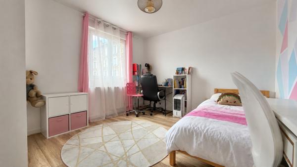 MAISON ENTIÈREMENT RÉNOVÉE