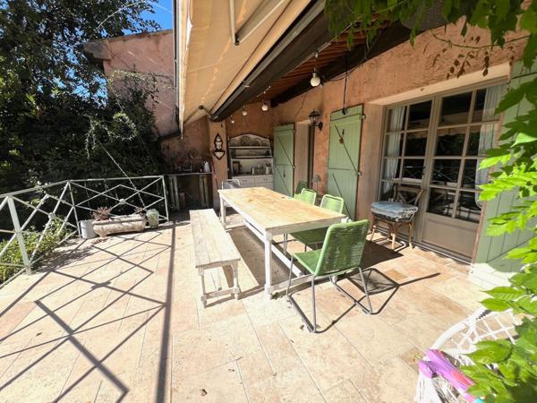 Charmante Villa provençale de 5 pièces 127 m2 Piscine Jardin 1200 m²