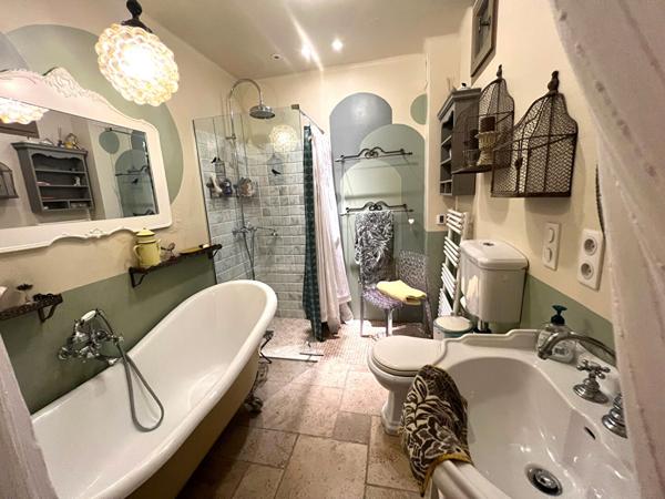 Charmante Villa provençale de 5 pièces 127 m2 Piscine Jardin 1200 m²