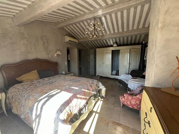 Charmante Villa provençale de 5 pièces 127 m2 Piscine Jardin 1200 m²