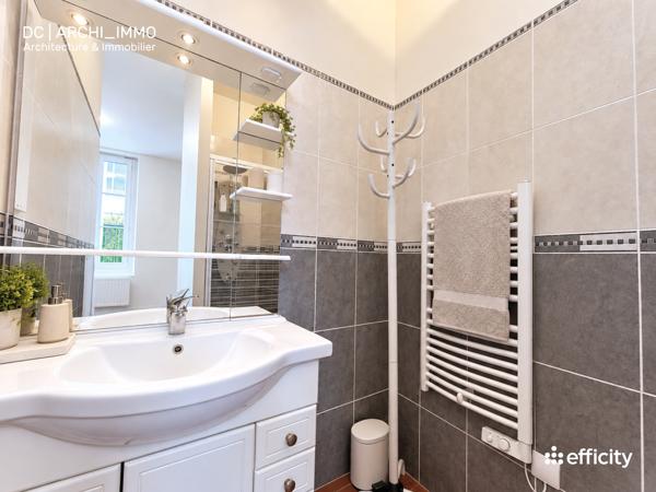 Appartement
         2 pièces
        - 46 m² Exclusivité 229 000 € *