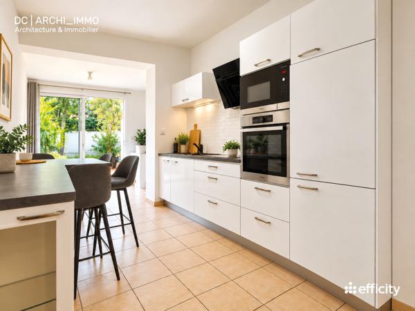 Appartement
         2 pièces
        - 46 m² Exclusivité 229 000 € *
