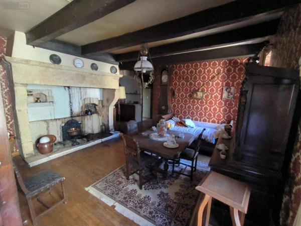 Maison à vendre à Roussennac dans l'Aveyron (12220), ref : 1117