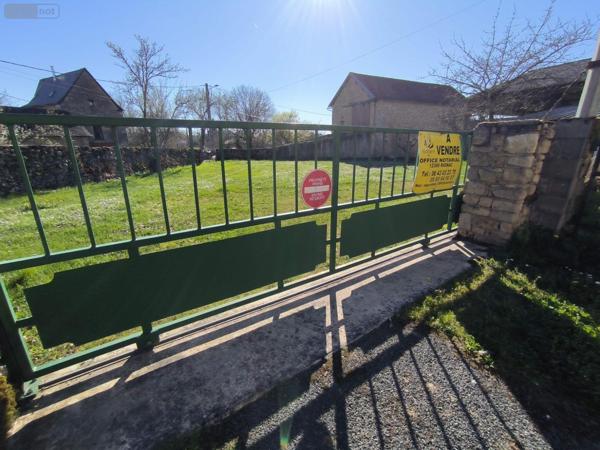 Maison à vendre à Roussennac dans l'Aveyron (12220), ref : 1117