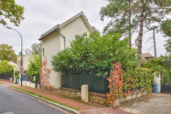 Maison Le Vésinet - 69 m² - 4 pièces Le vesinet Maison Le Vésinet - 69 m² - 4 pièces Le vesinet