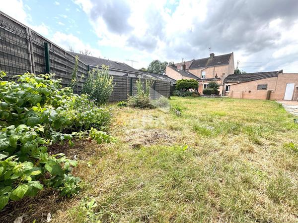 PONT A VENDIN VASTE MAISON AVEC HANGAR ET BEAU GARAGE