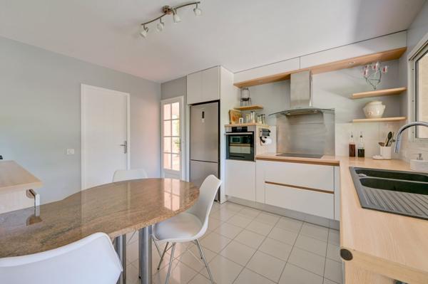 Vente Maison de luxe Cabriès 6 Pièces 230 m²