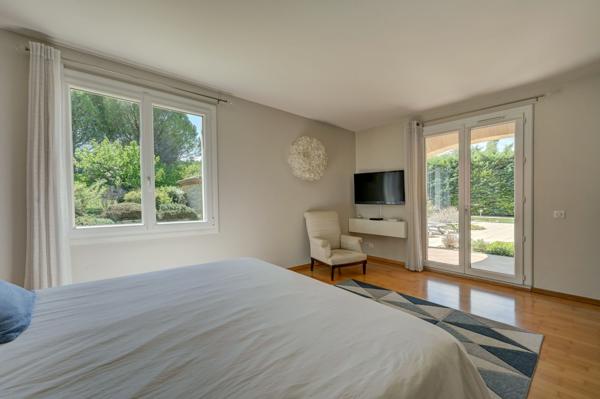 Vente Maison de luxe Cabriès 6 Pièces 230 m²