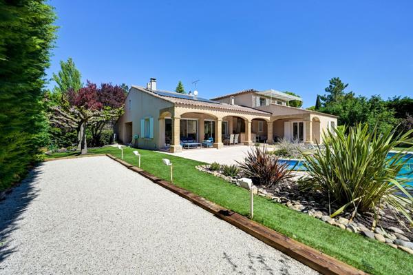 Vente Maison de luxe Cabriès 6 Pièces 230 m²