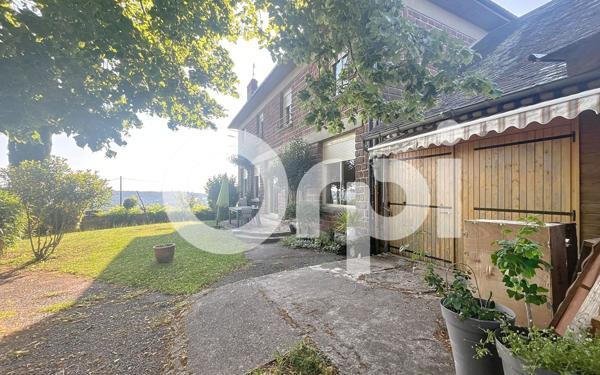 Maison à vendre    5 pièces •  Lanteuil