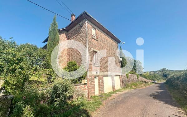 Maison à vendre    5 pièces •  Lanteuil