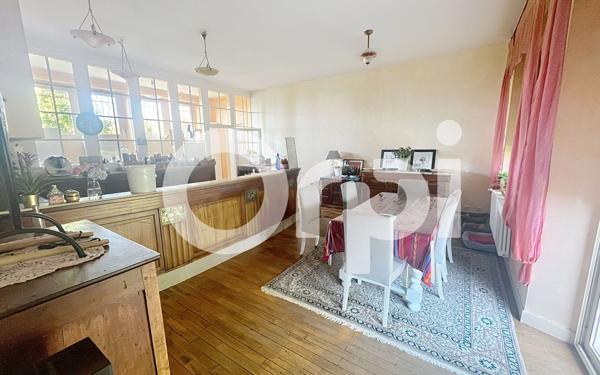 Maison à vendre    5 pièces •  Lanteuil