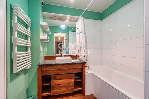 APPARTEMENT MEUBLE 4 CHAMBRES