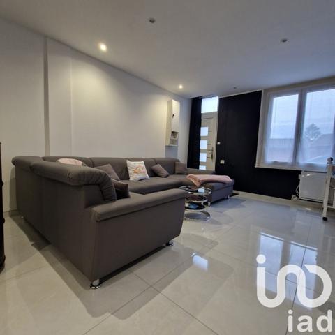 Maison de ville 4 pièces de 105 m² à Raismes (59590)