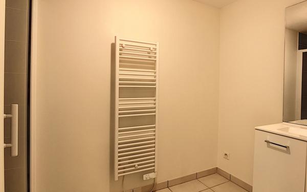 Appartement à louer    3 pièces • 59,86 m2 Tours