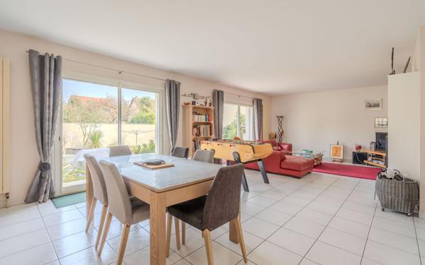 Maison à vendre    7 pièces • 157 m2 Noisy-le-Grand