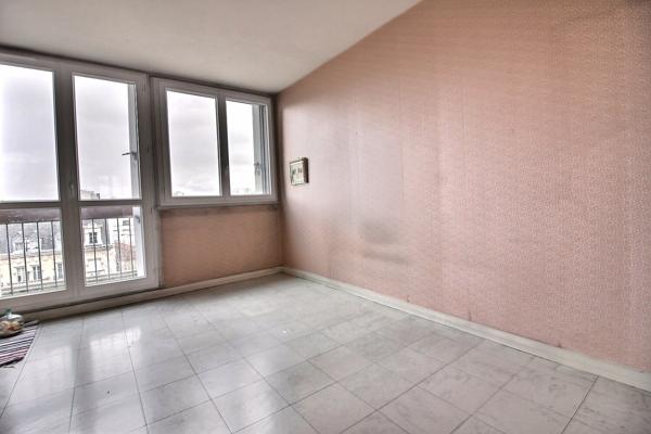 Appartement familial 4 pièces avec balcon et vue sur la Seine