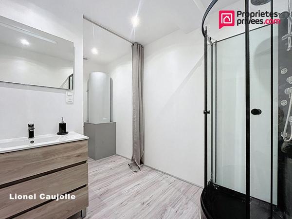 Maison 100m2 + 60 m2 de dépendances