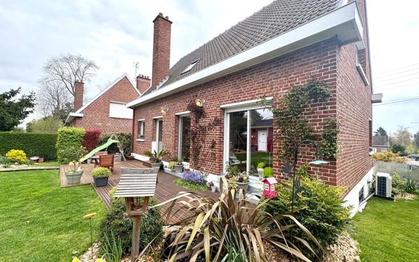 Maison à vendre    6 pièces • 145 m2 Saint-Saulve