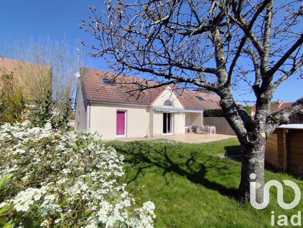 Maison à vendre 7 pièces 136 m² Saint-Jean-de-la-Ruelle