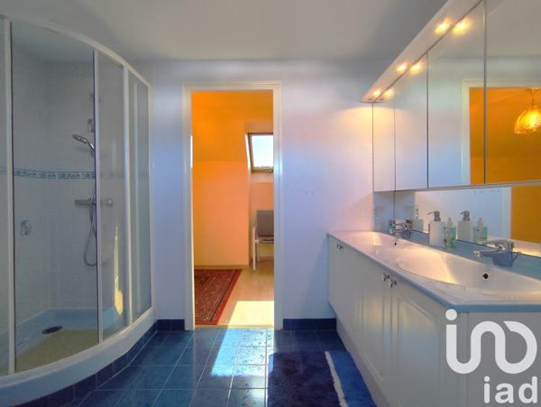 Maison à vendre 7 pièces 136 m² Saint-Jean-de-la-Ruelle