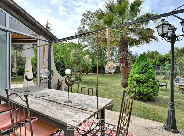 Maison de charme avec jardin arboré