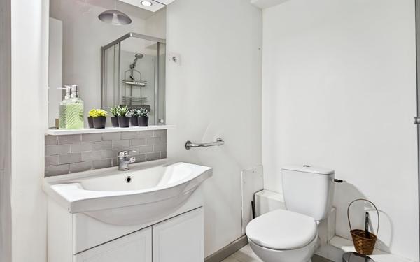 Appartement à vendre    2 pièces • 36,17 m2 Uzès