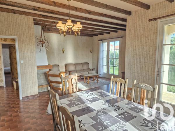 Maison 4 pièces de 101 m² à La Ferrière (85280)