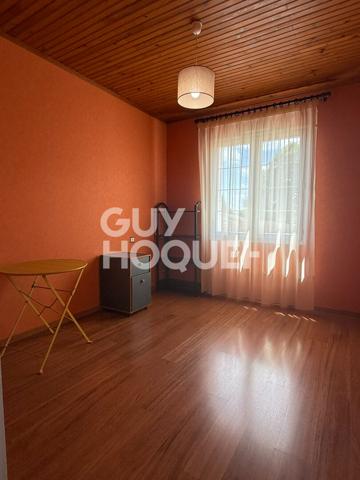 Maison YGOS SAINT SATURNIN 4 pièce(s) 94.39 m2