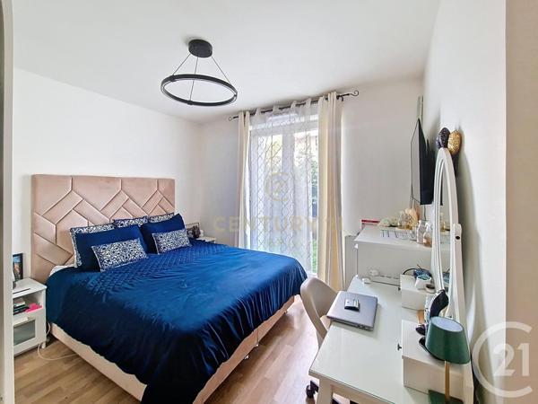 Appartement F3 à vendre  3 pièces - 60 m2 NOISY LE GRAND - 93