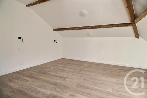 Maison à vendre  6 pièces - 175 m 2   SEZANNE  - 51