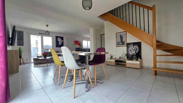 Maison à PLESCOP (56890)