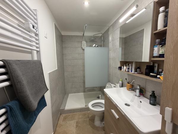 Meyrargues (13650) Maison T4 de 100m2 avec cave aménagée de 40m2