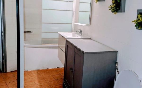 Appartement à vendre    1 pièce • 21 m2 Marseille 2