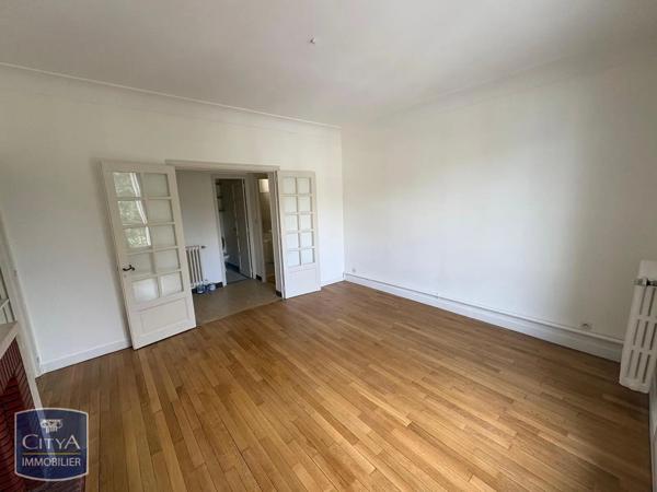 Appartement à louer 3 pièces 64.76m² Poitiers (86000)