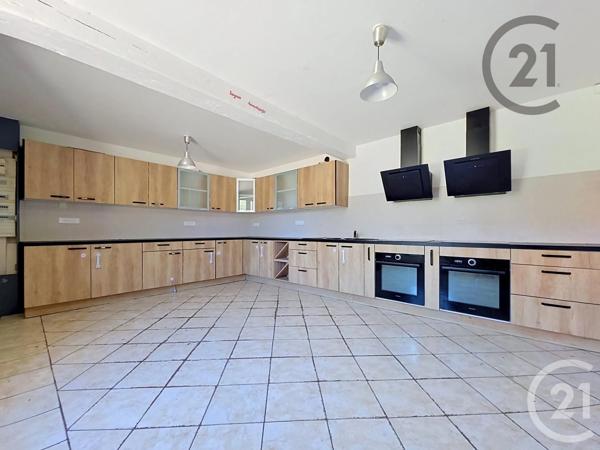 Maison à vendre  13 pièces - 210 m 2   TROYES  - 10