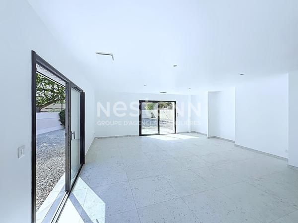 Charmante villa contemporaine neuve 4 faces, plain-pied de 107.03 m² sur terrain piscinable de 600 m² à Trourouzelle 11200