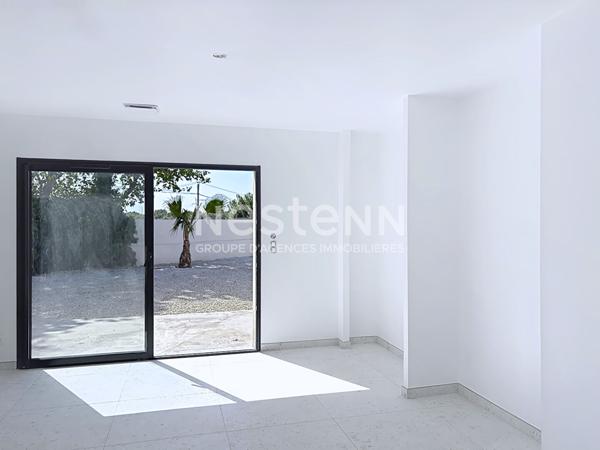 Charmante villa contemporaine neuve 4 faces, plain-pied de 107.03 m² sur terrain piscinable de 600 m² à Trourouzelle 11200