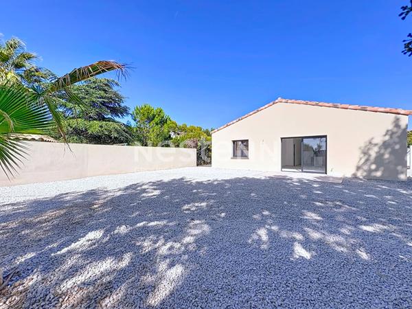 Charmante villa contemporaine neuve 4 faces, plain-pied de 107.03 m² sur terrain piscinable de 600 m² à Trourouzelle 11200
