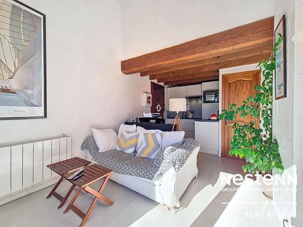 Appartement dernier étage au calme proche plages et commerces - petite copropriété - stationnement et cave