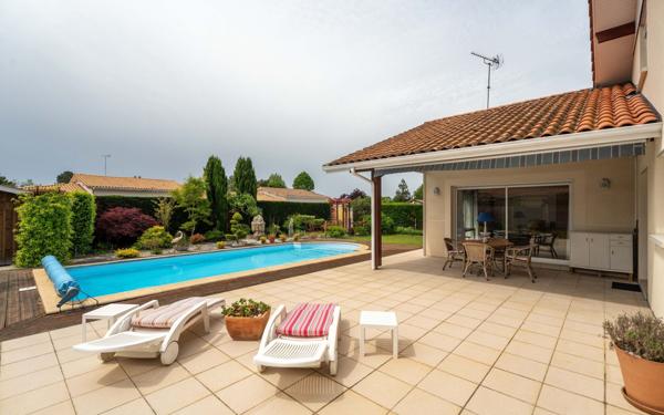 Maison à vendre    4 pièces •  Biscarrosse