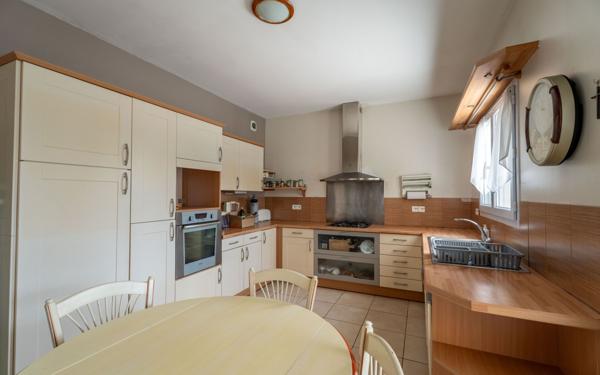 Maison à vendre    4 pièces •  Biscarrosse