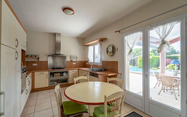 Maison à vendre    4 pièces •  Biscarrosse