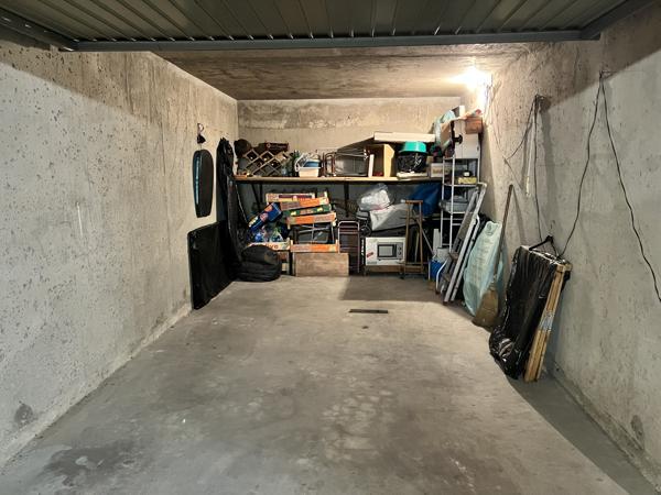 ROYAN - QUARTIER DU PARC - APPARTEMENT T1 AU PIED DE LA PLAGE - AVEC GARAGE