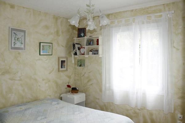 Allauch (13190) Maison provençale de 84 m² à Allauch dans un environnement résidentiel